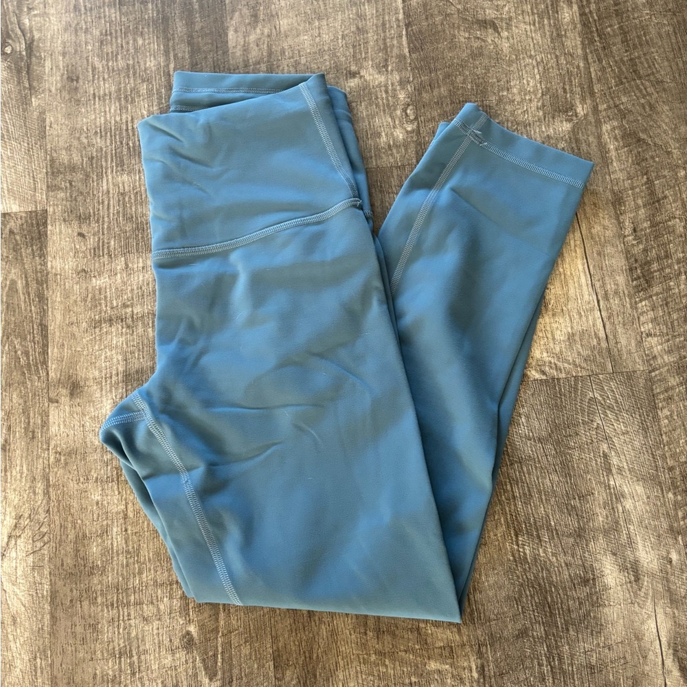 Lululemon 6